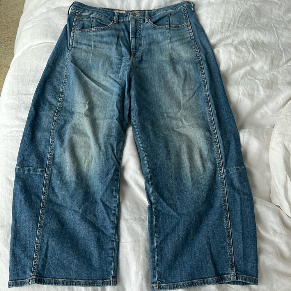 The Kenna mid-rise heritage barrel jeans by Pilcro